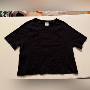 Victoria’s Secret Pink black cropped top NWT